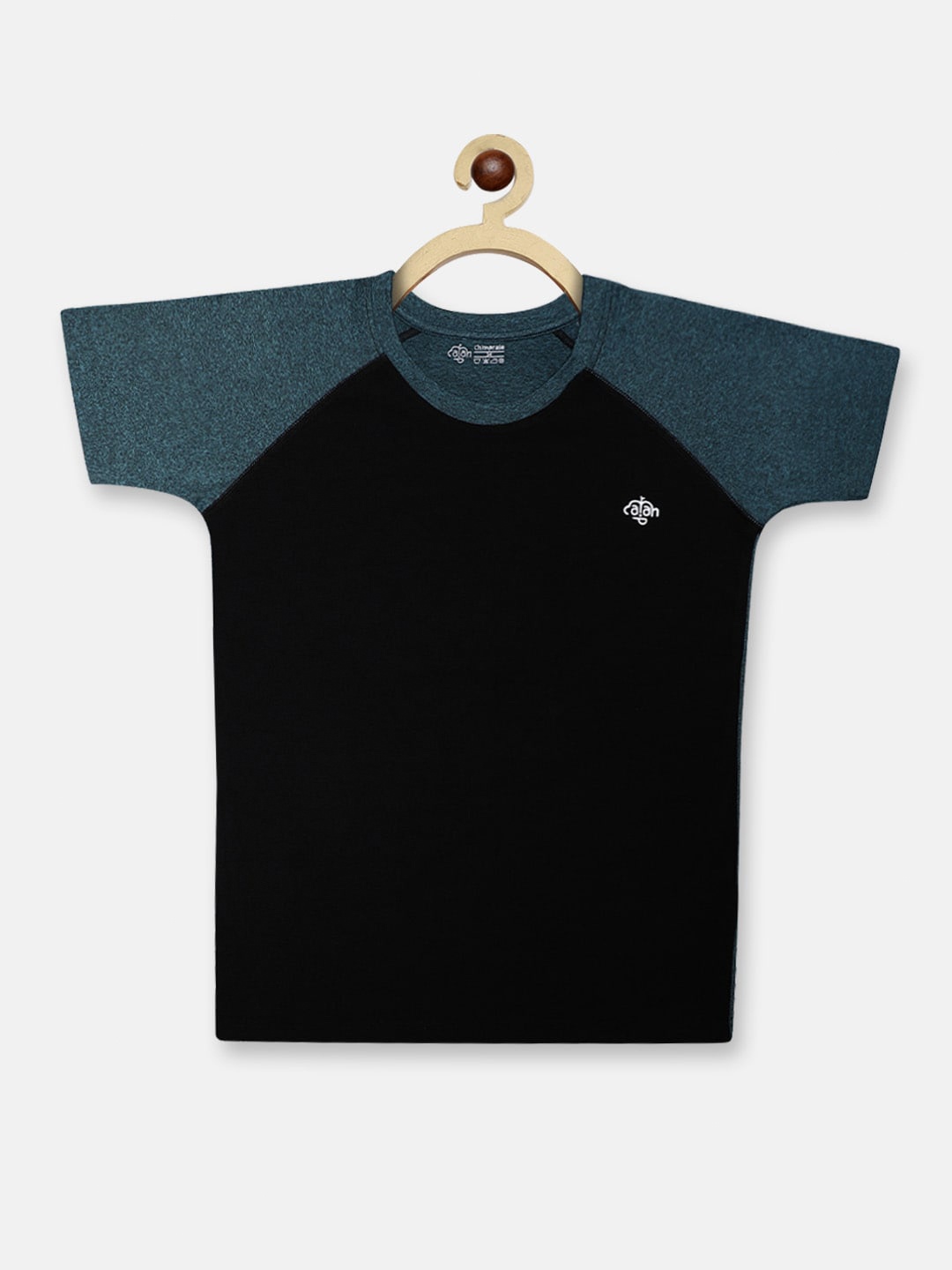 

CHIMPRALA Boys Black & Teal Colourblocked T-shirt