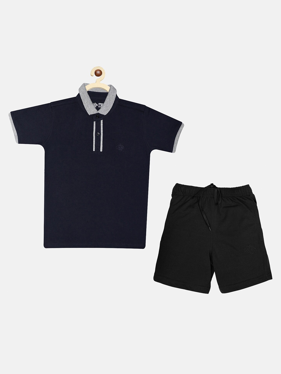 

CHIMPRALA Boys Navy Blue & Black T-shirt with Shorts