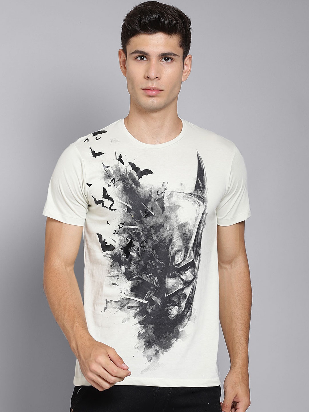 

Free Authority Men White Black Batman Printed Cotton Pure Cotton T-shirt