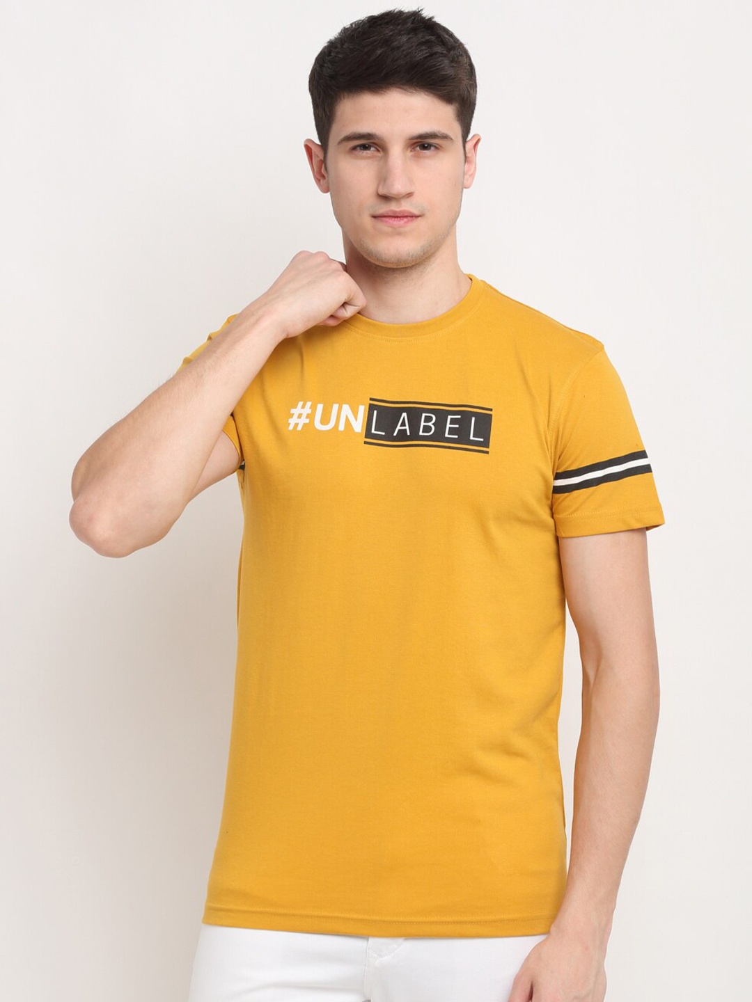 

Rodamo Men Mustard Yellow Graphic Printed Slim Fit T-shirt