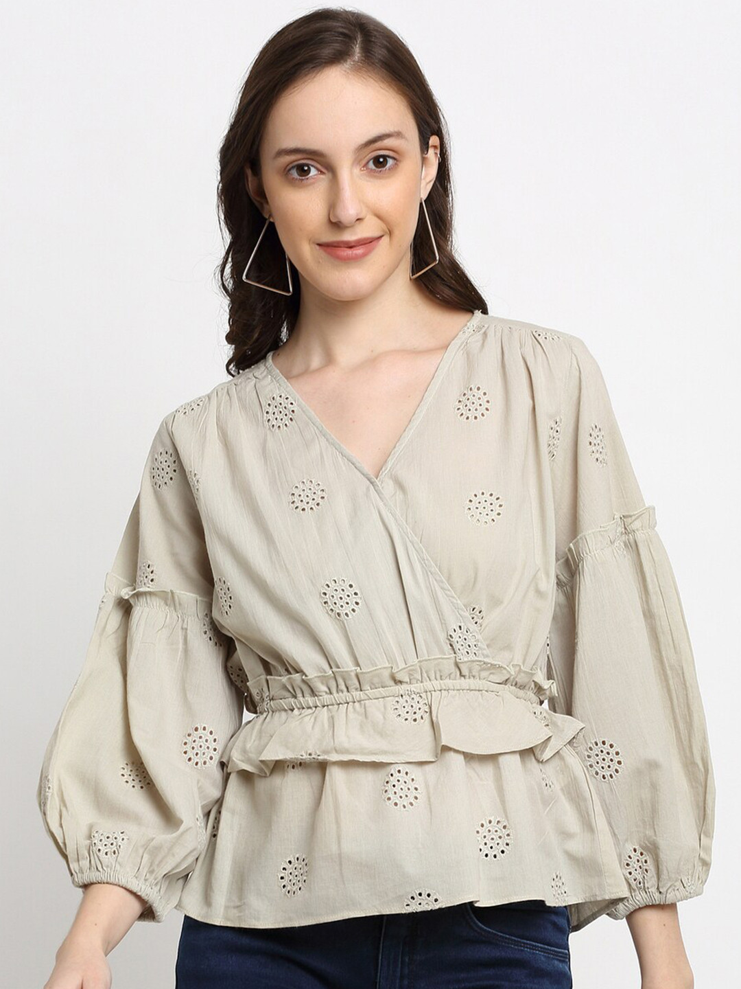 

DIVA WALK EXCLUSIVE Grey Puff Sleeve Schiffli Wrap Cotton Top