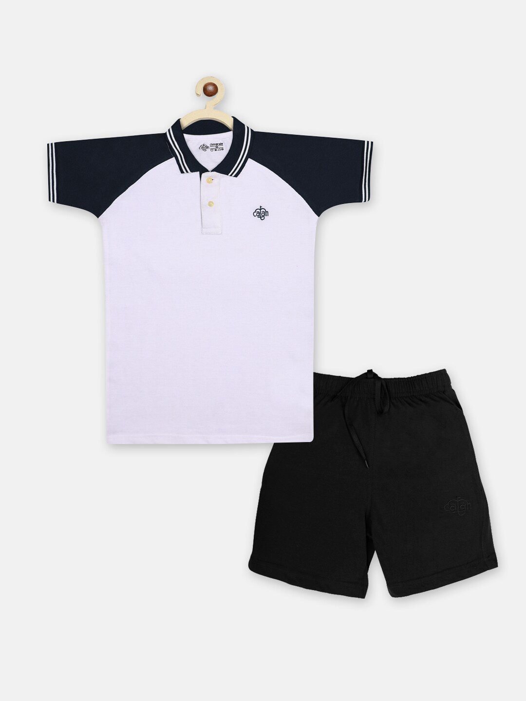 CHIMPRALA Boys White & Black Colourblocked T-shirt with Shorts