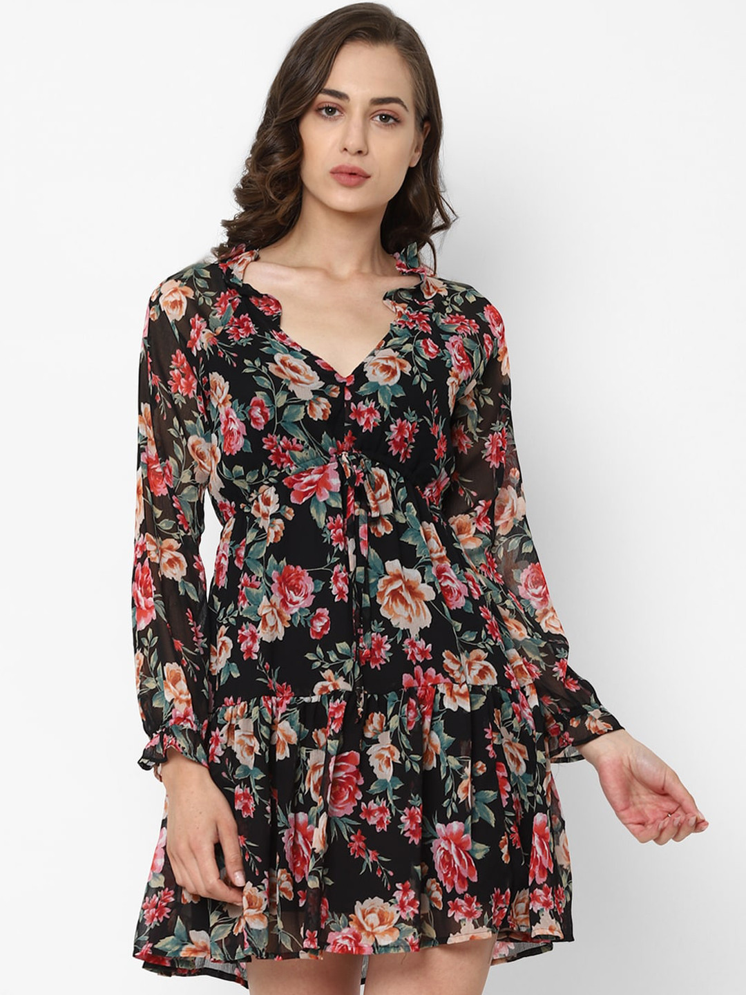 

AMERICAN EAGLE OUTFITTERS Black & Red Floral Mini Dress