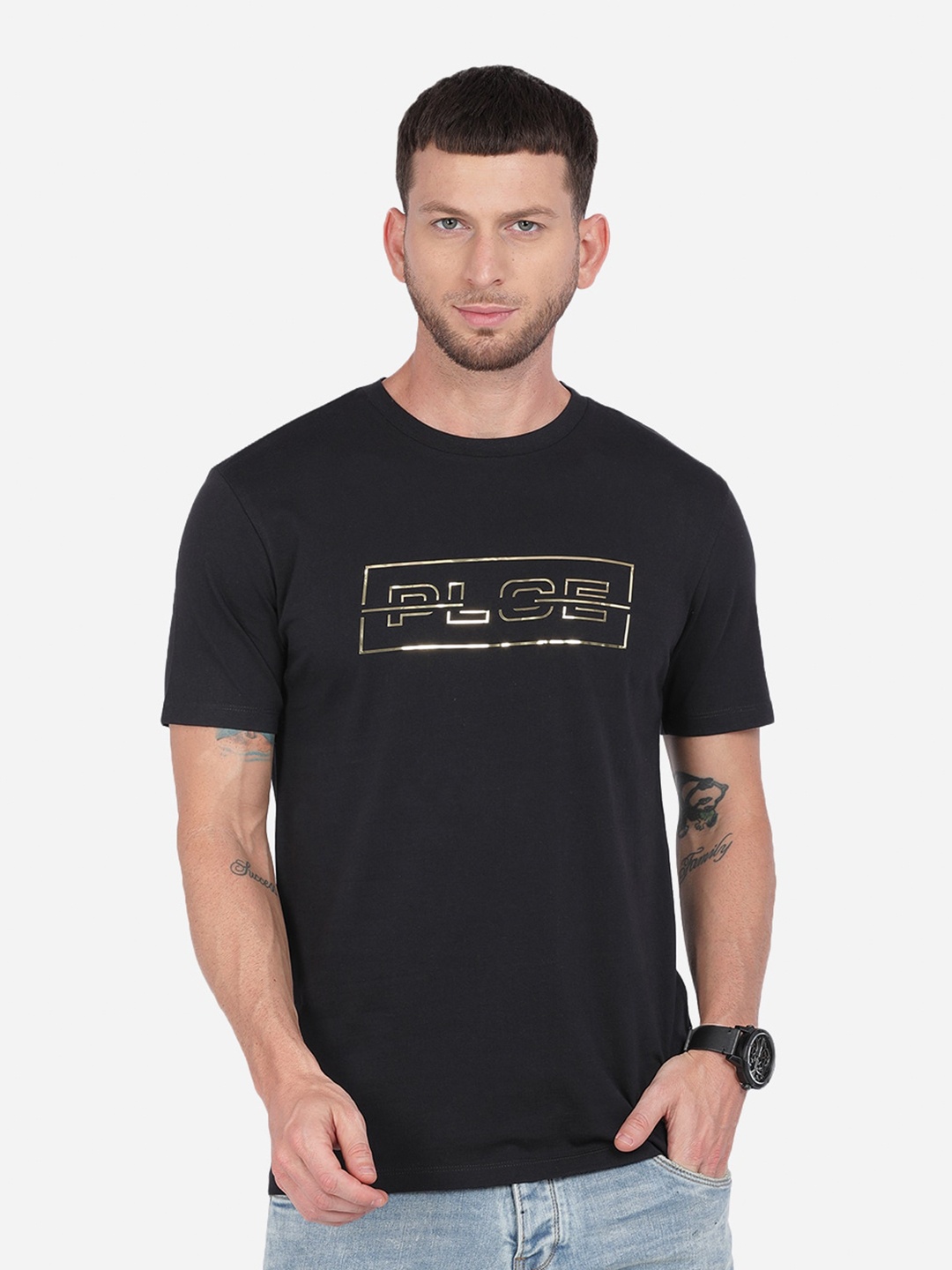 

883 Police Men Black & Gold-Toned Typography T-shirt