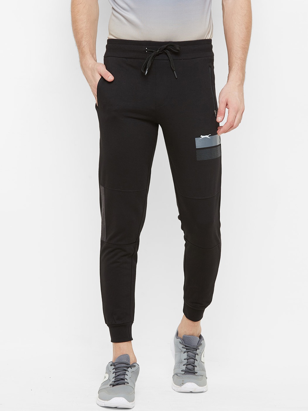 

Black Panther Men Black Solid Acti-Fit Joggers
