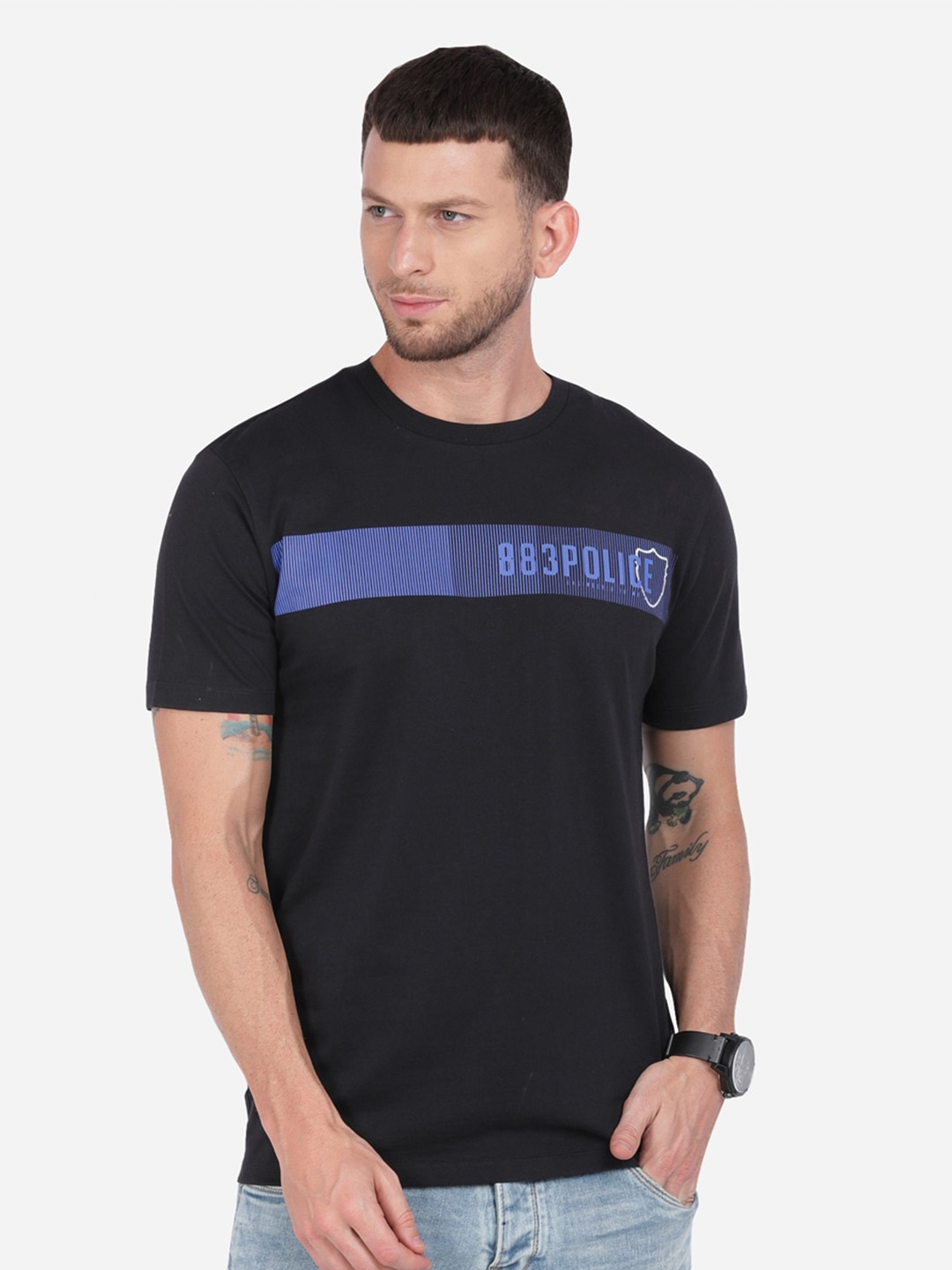 

883 Police Men Black Typography T-shirt