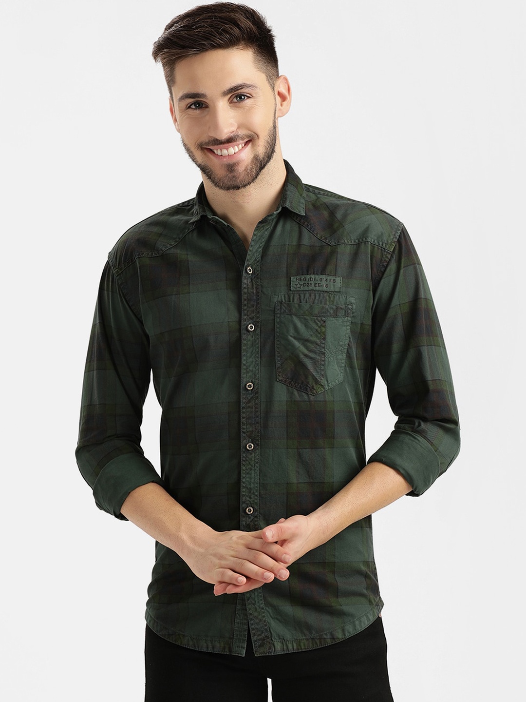 

V2 Value & Variety Men Green & Brown Slim Fit Checked Cotton Casual Shirt
