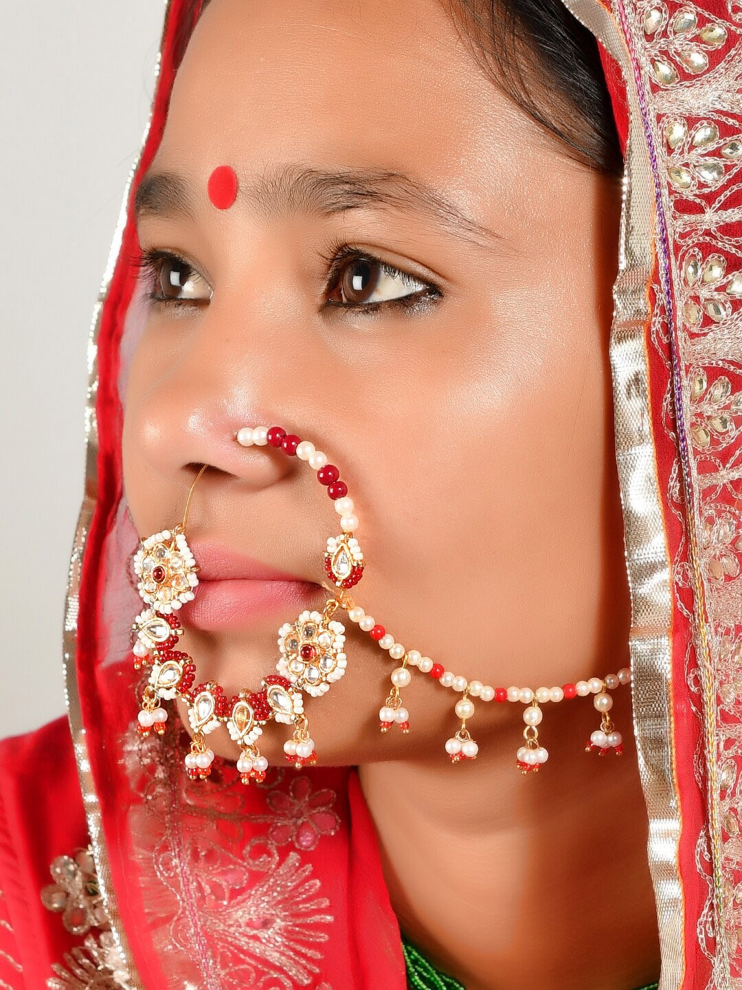 

Silvermerc Designs Meenakari Gold-Plated White & Red Pearls-Studded Nose Ring