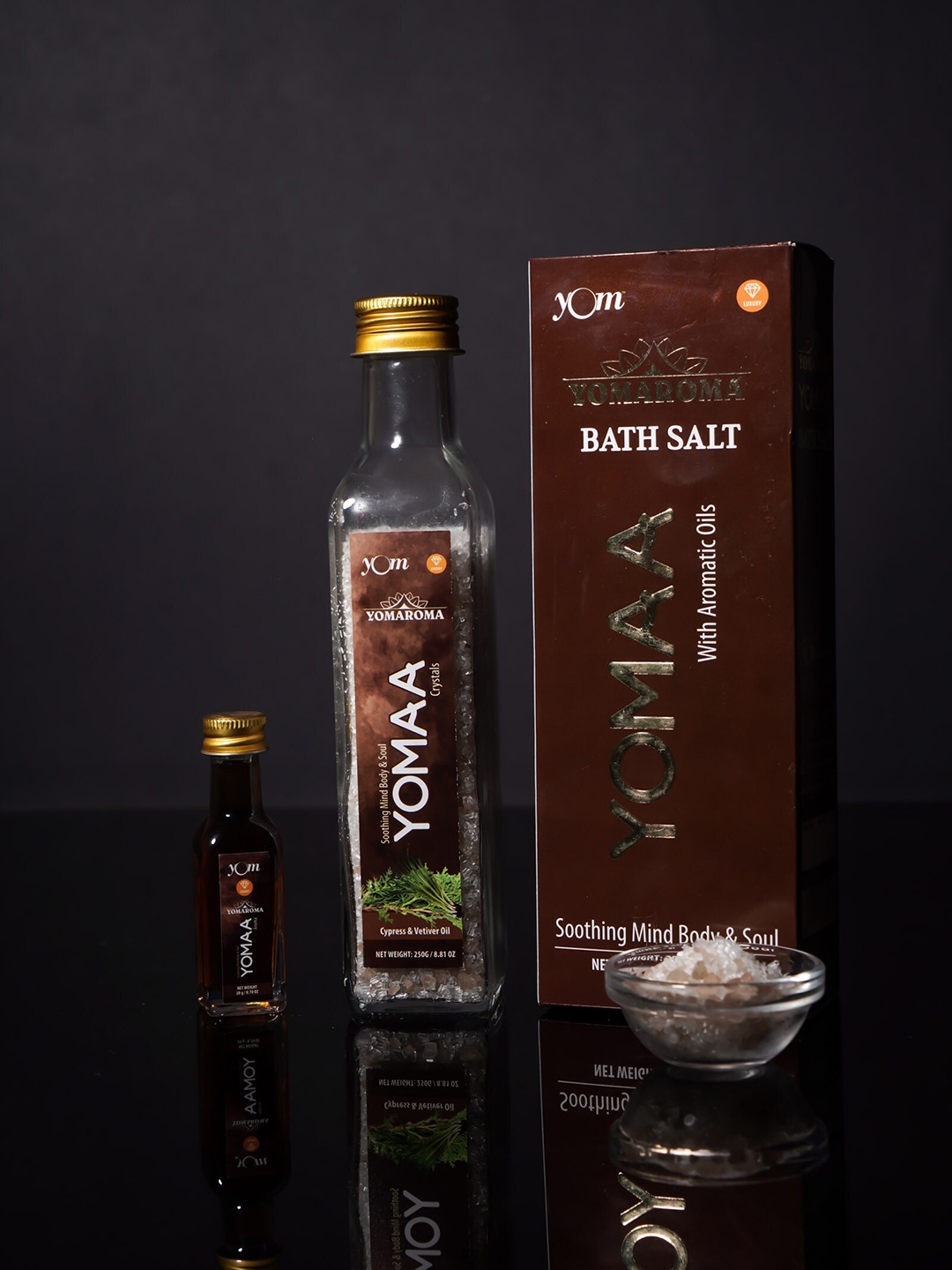 

YOM Unisex Set of Yomaroma Yomaa Bath Salt Crystals & Aromatic Oil, Brown
