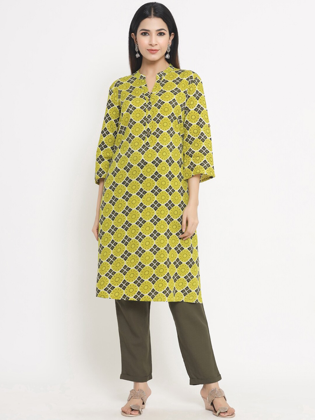 Sangria Women Green Printed Kurta with Trousers
