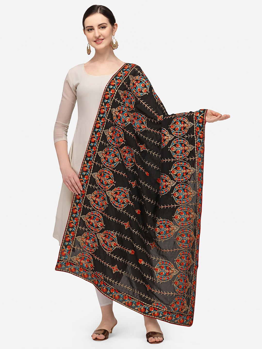 

VASTRANAND Black & Red Ethnic Motifs Embroidered Dupatta with Thread Work