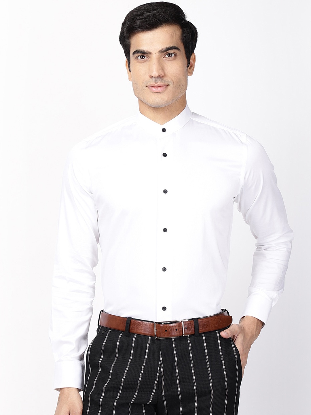 

Blackberrys Men White Slim Fit Casual Shirt