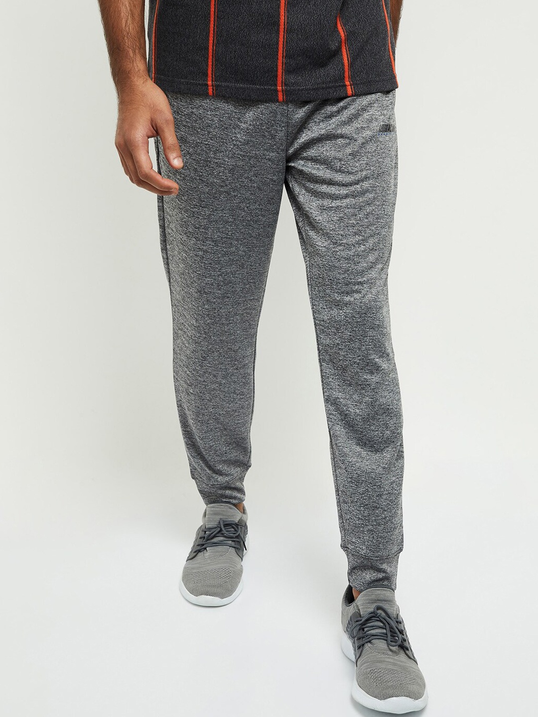 

max Men Grey Melange Self Design Joggers