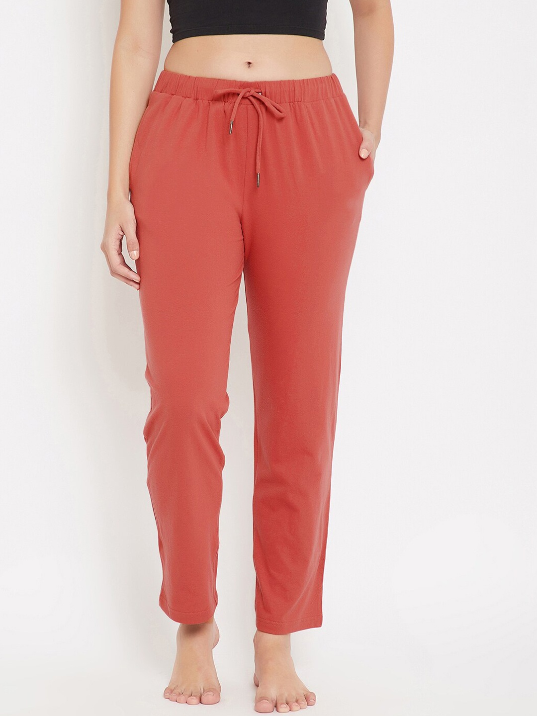 

Hypernation Women Rust Red Knitted Lounge Pants