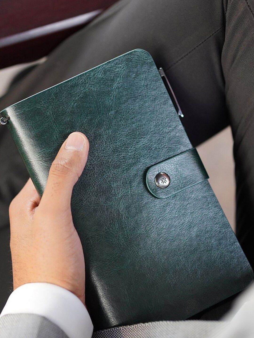 

Pennline Green Solid Leather Journal Notebook