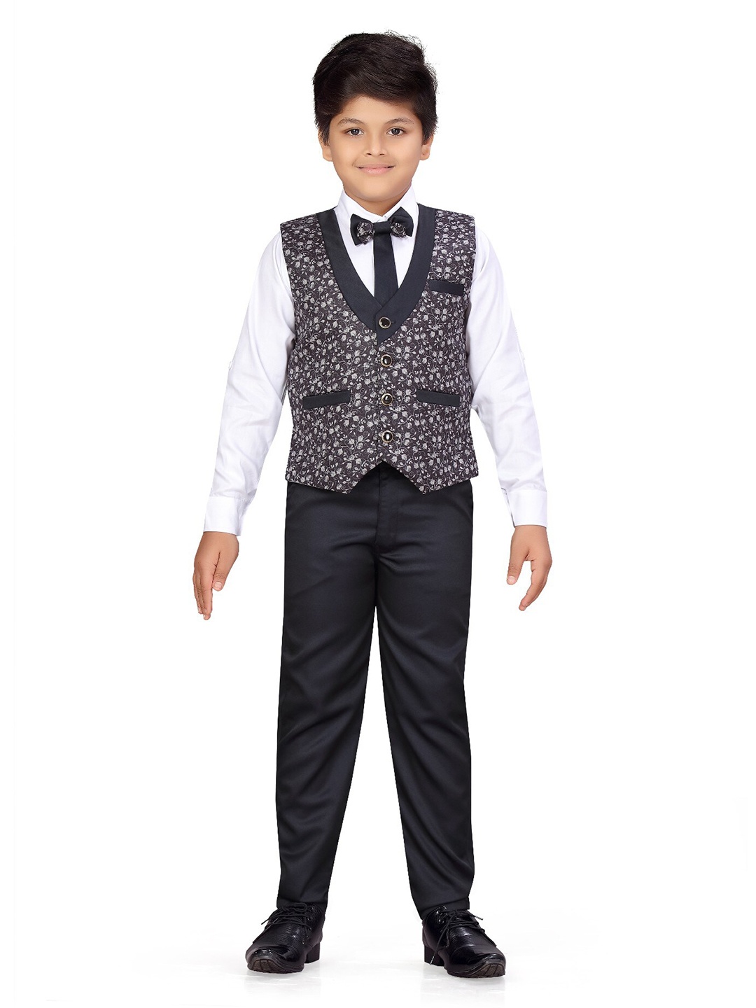 

Aj DEZInES Boys White & Black Shirt & Trousers With Waistcaot & Tie