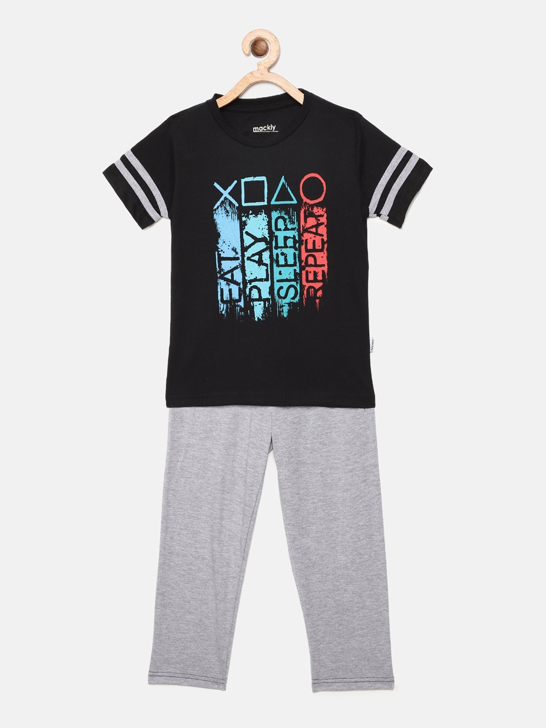 

mackly Boys Black & Grey Melange Printed Night suit