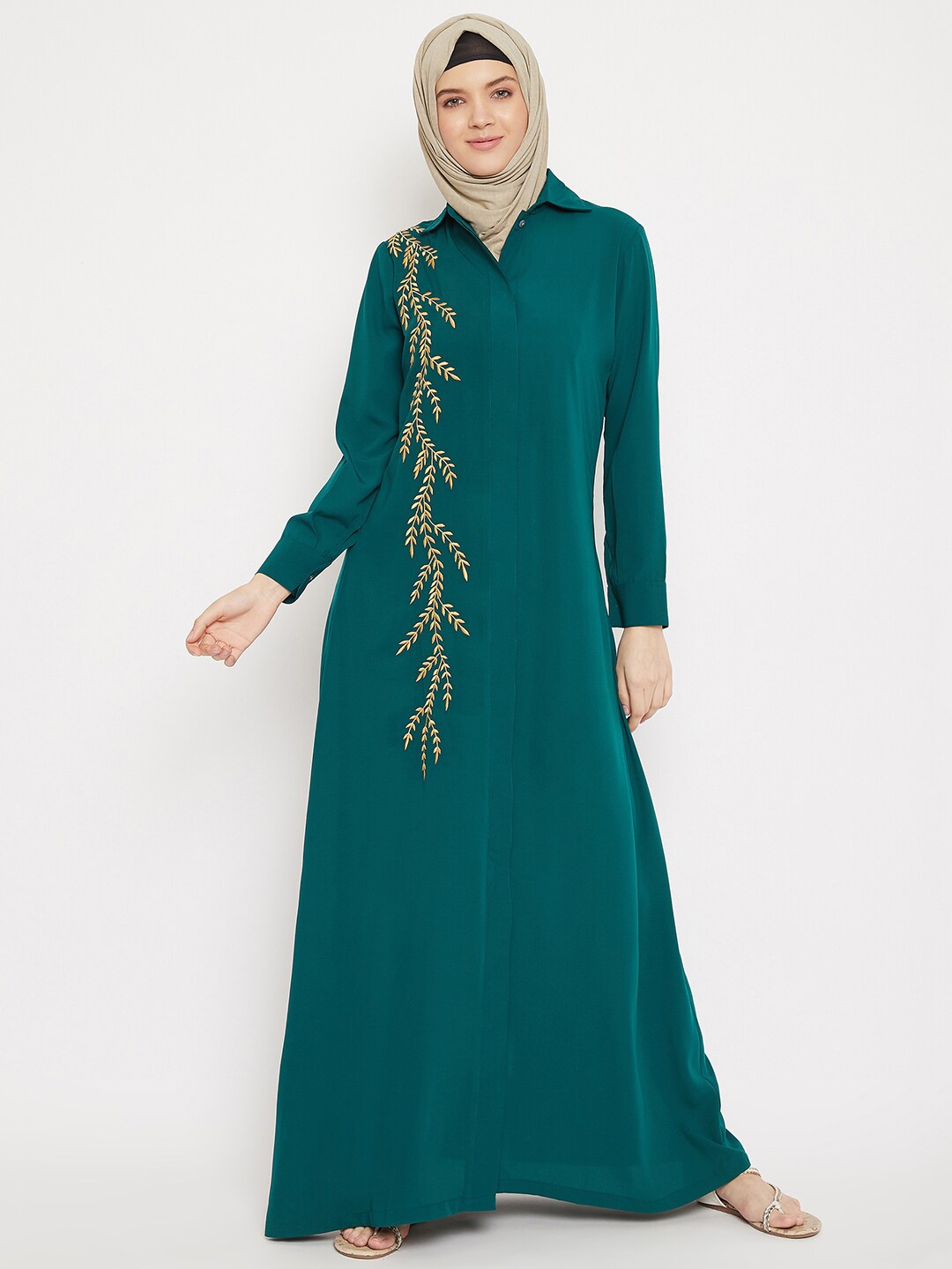 

MOMIN LIBAS Women Green Embroidered Abaya Burqa