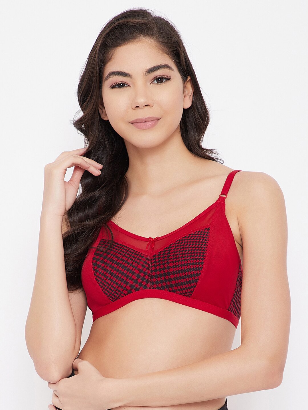 

Clovia Red & Black Geometric Everyday Bra - Full Coverage BR1423A0432B