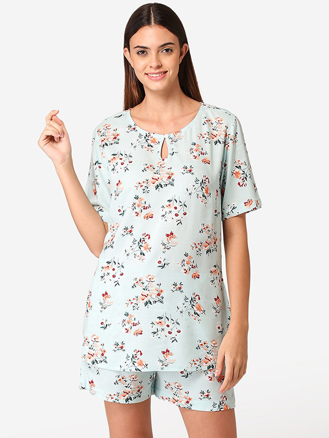 

Fluffalump Women Sea Green Floral Printed Night Suit