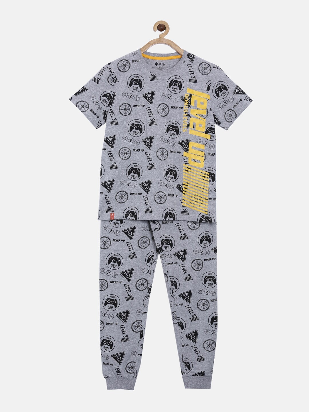 

3PIN Boys Grey & Black Printed T-shirt
