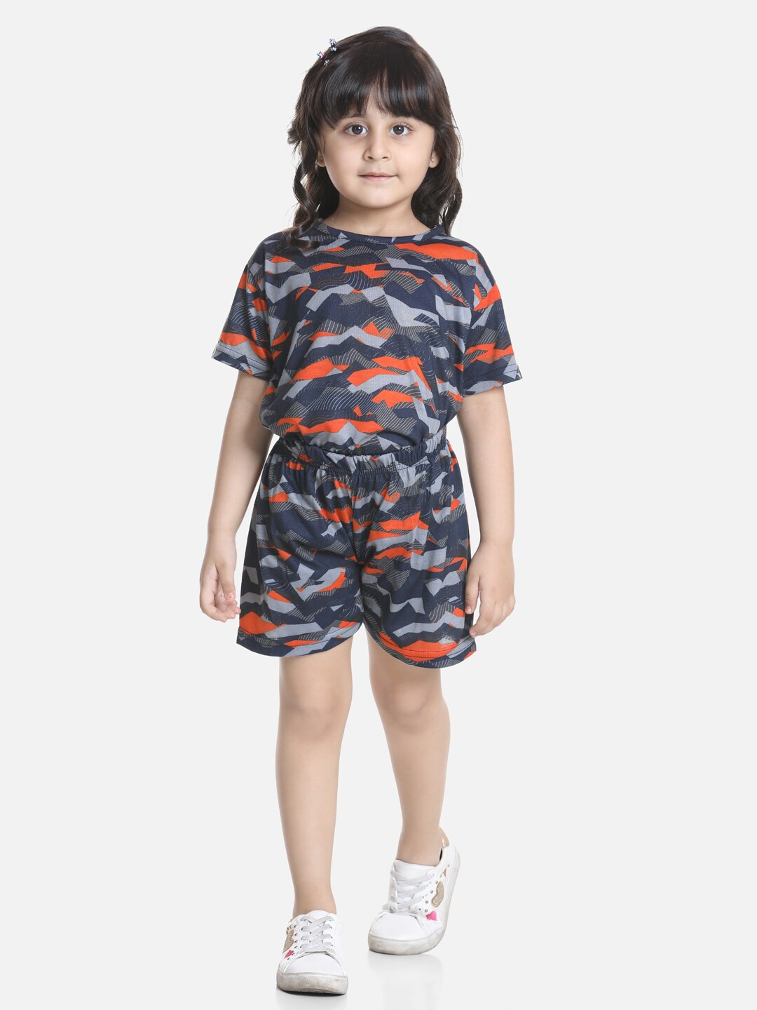 

Cutiekins Girls Multicoloured Printed T-shirt with Shorts, Multi