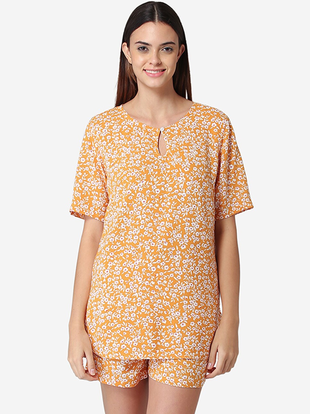 

Fluffalump Women Mustard & White Ditsy Floral Printed Night Suit