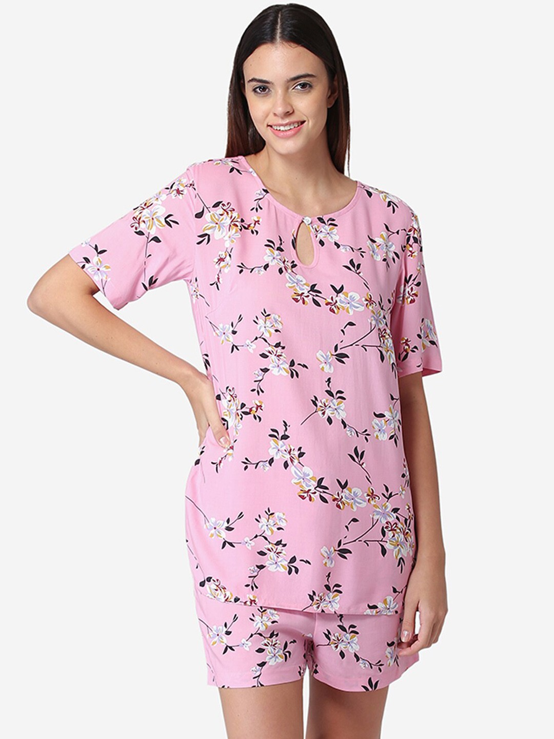 

Fluffalump Women Pink & Black Printed Night suit