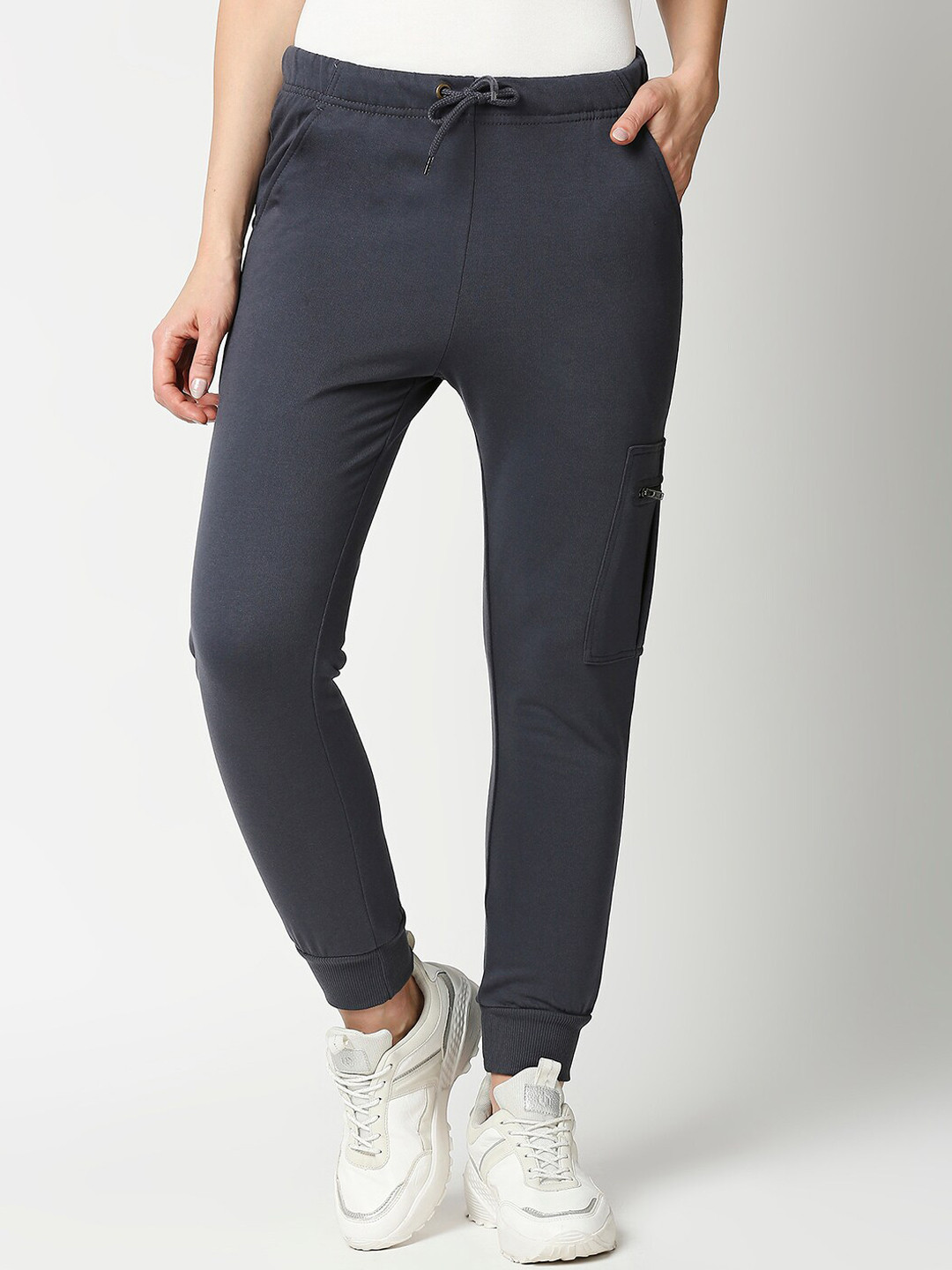 

Bewakoof Women Blue Solid Straight-Fit Joggers