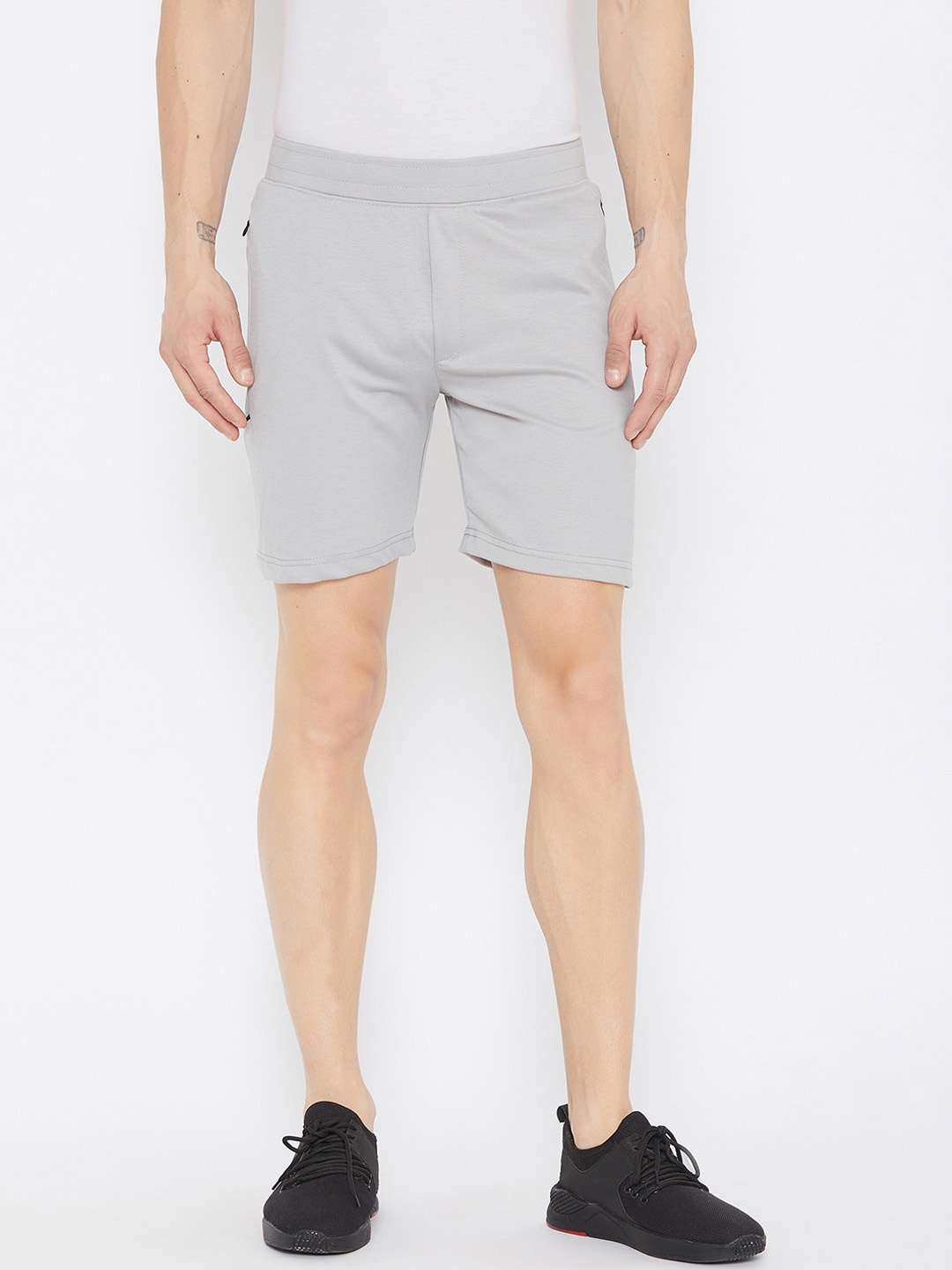 

Okane Men Grey Solid Mid-Rise Sports Shorts