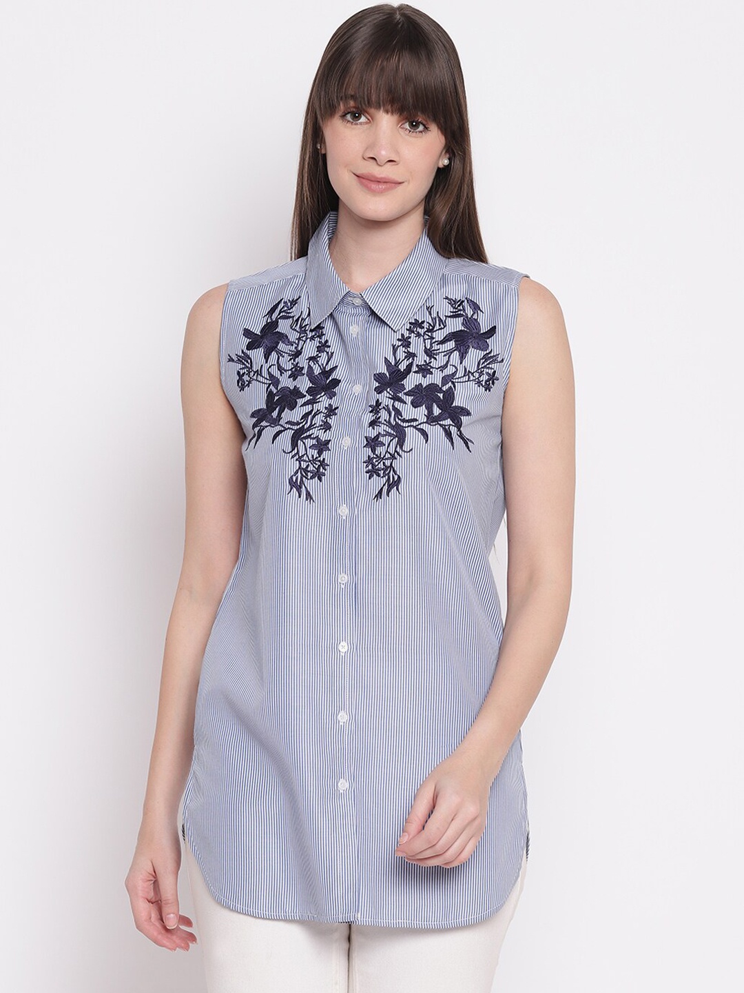 

sandy AND ritz Women Blue Floral Printed Casual Shirt