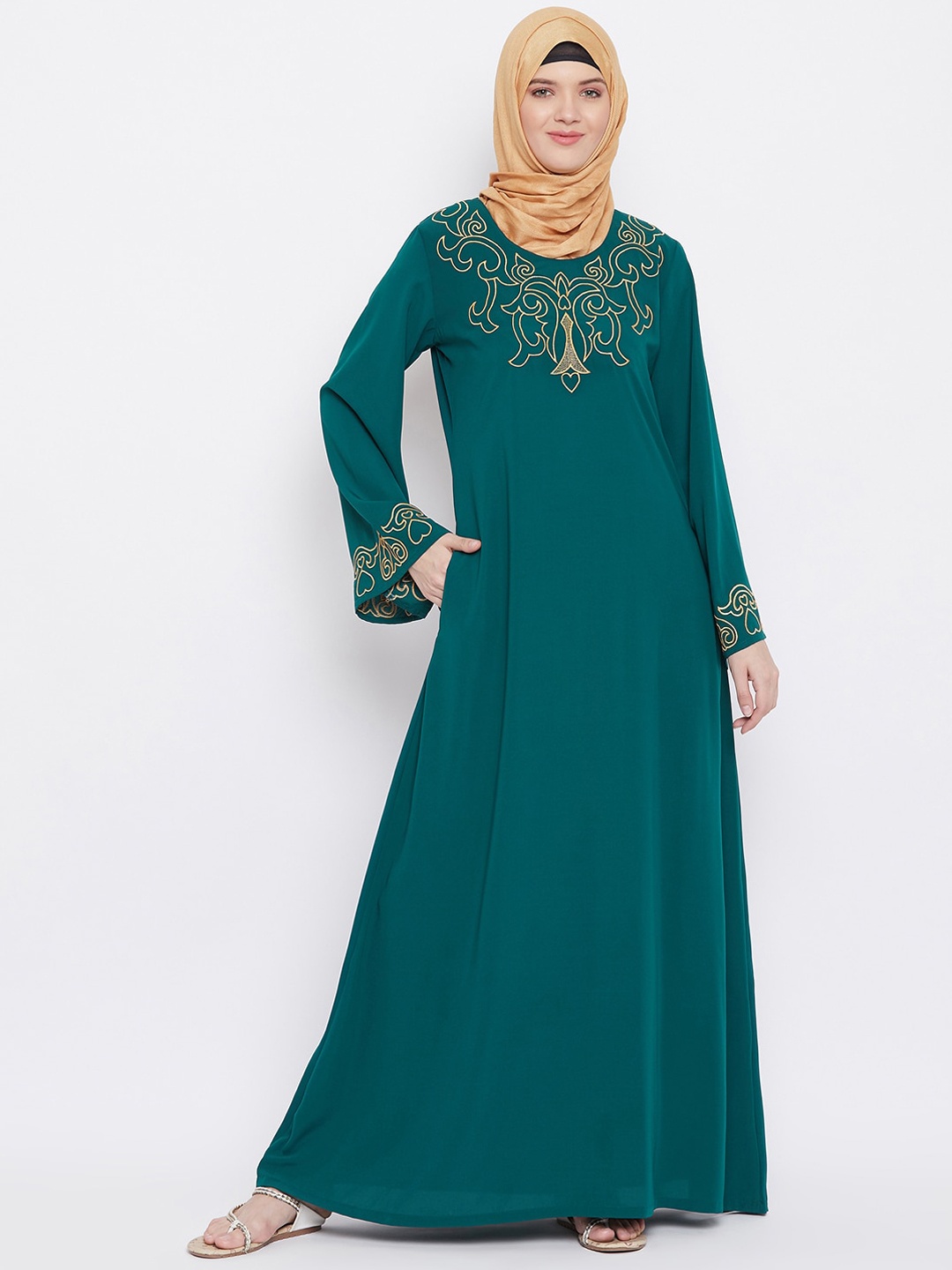 

MOMIN LIBAS Women Green Embroidered Abaya Burqa