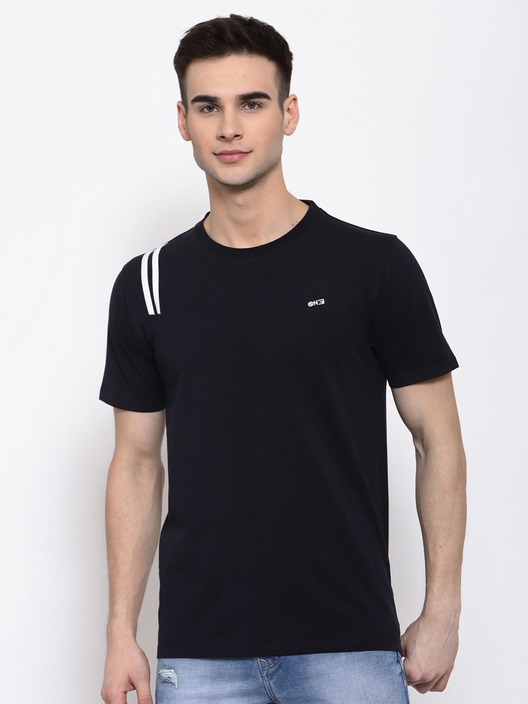 

513 Men Navy Blue Round Neck T-Shirt