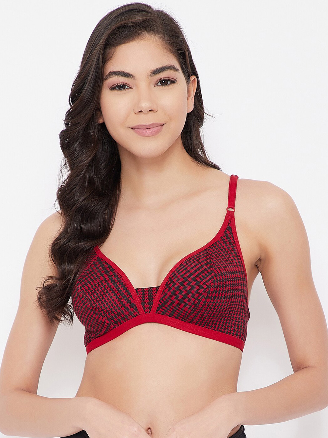 

Clovia Red & Black Geometric Half Coverage Plunge Bra