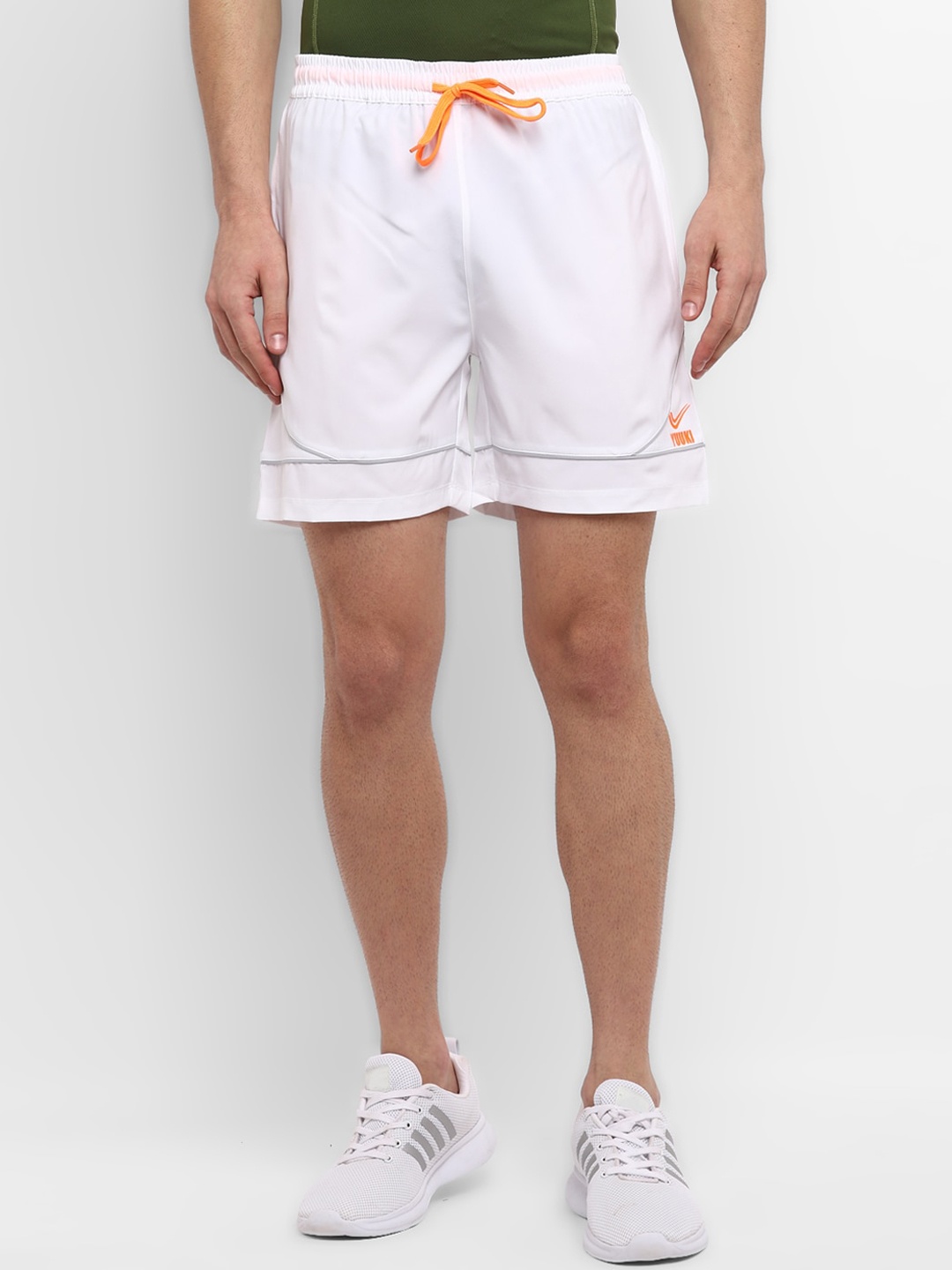 

Yuuki Men White Solid Mid-Rise Rapid-Dry Running Sports Shorts