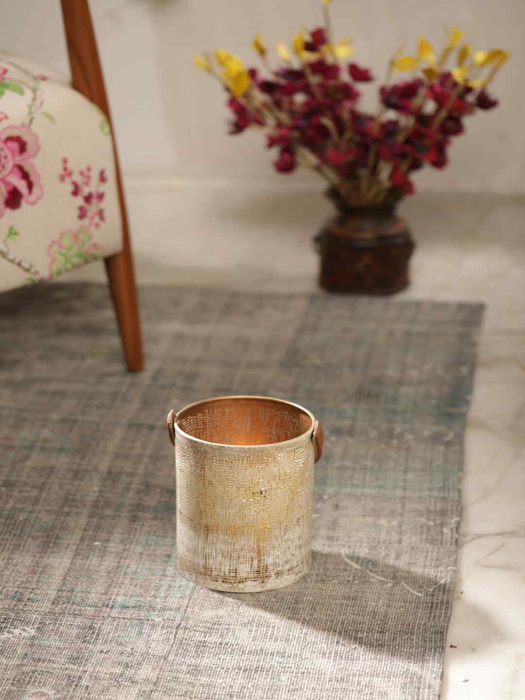 

Amoliconcepts White & Brown Contemporary Table Lantern
