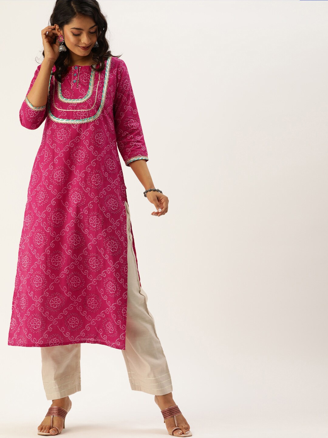 Varanga Women Fuchsia Ethnic Motifs Printed Gotta Patti Kurta