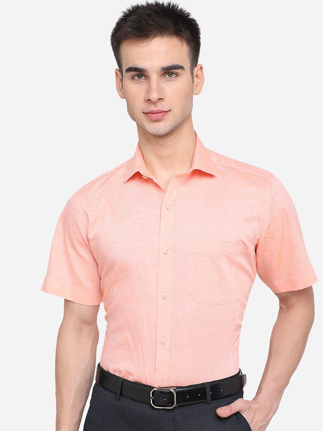

JADE BLUE Men Peach Formal Solid Shirt