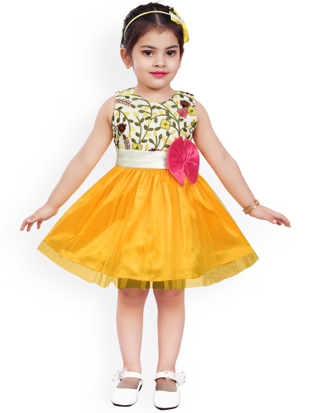 

Wish Karo Yellow & Off White Floral Colourblocked Net Dress