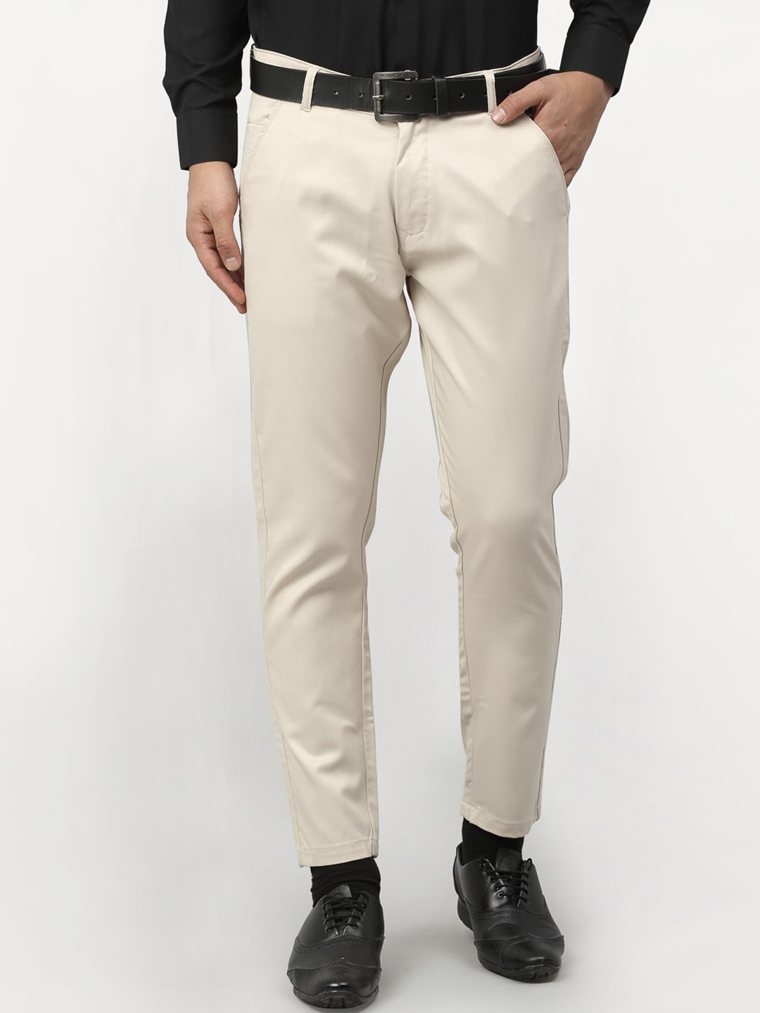 

JAINISH Men Cream Tapered Fit Chinos Trousers