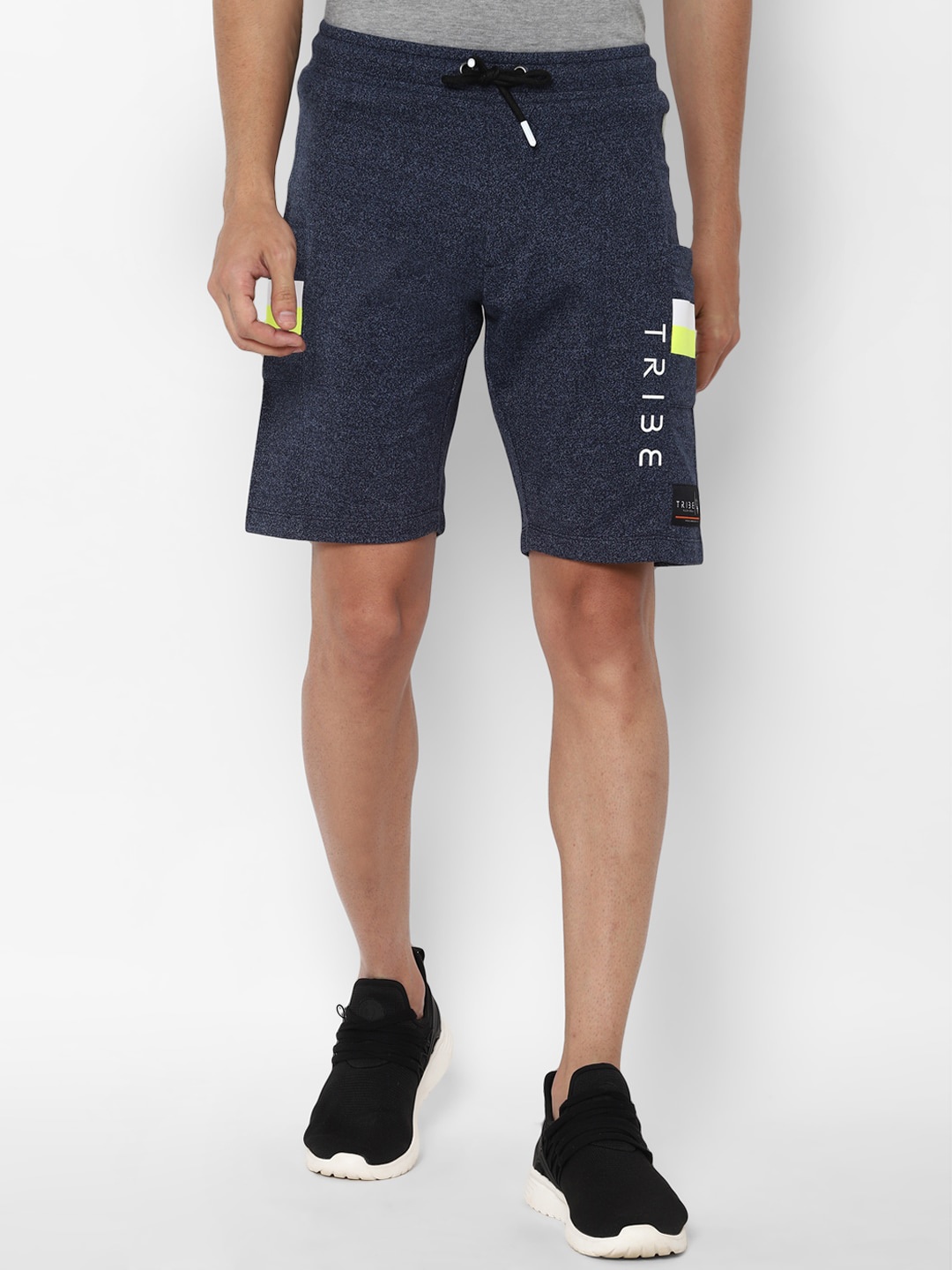 

Allen Solly Tribe Men Grey Slim Fit Mid-Rise Regular Shorts