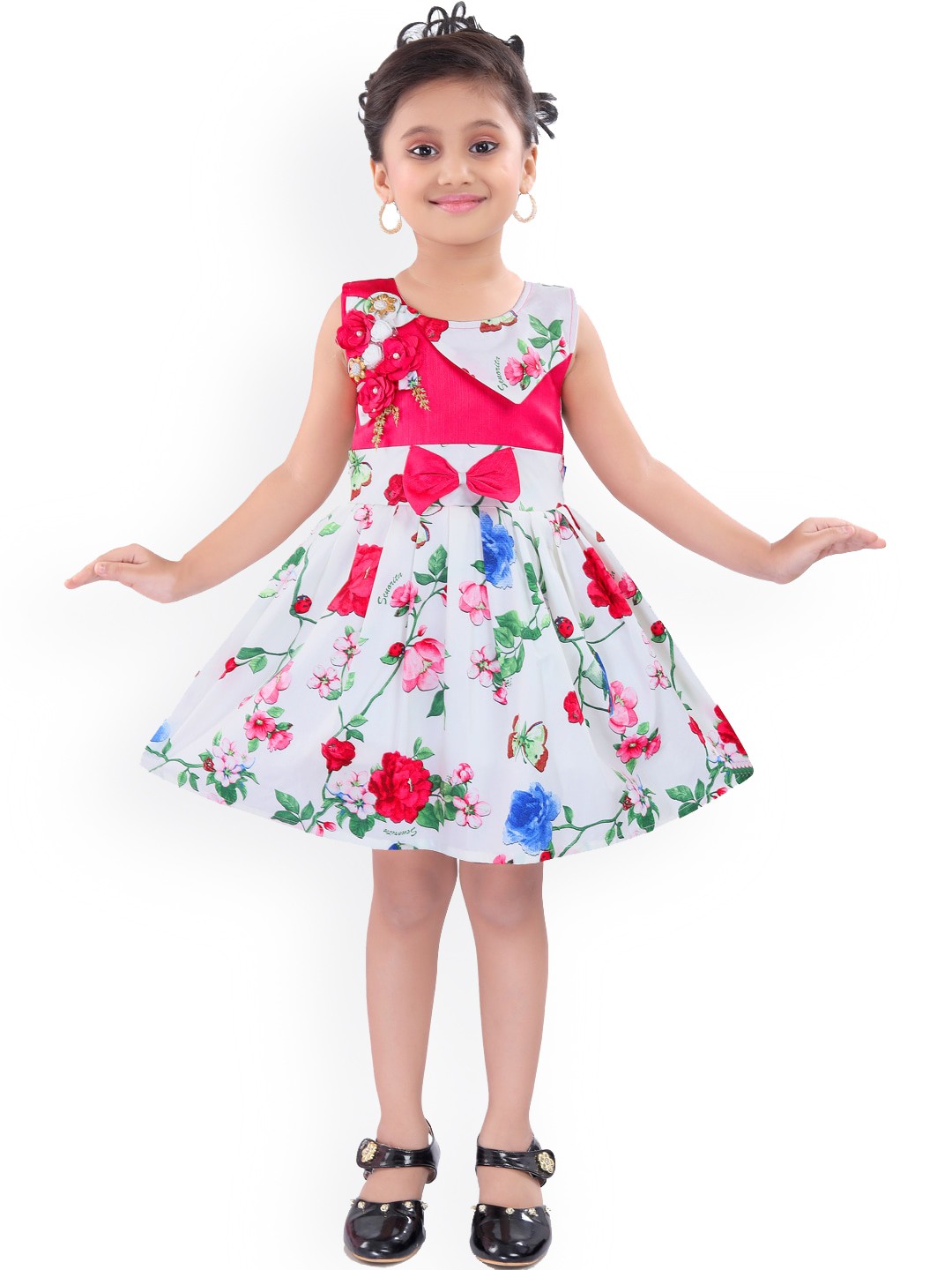 

Wish Karo Pink & White Floral Dress