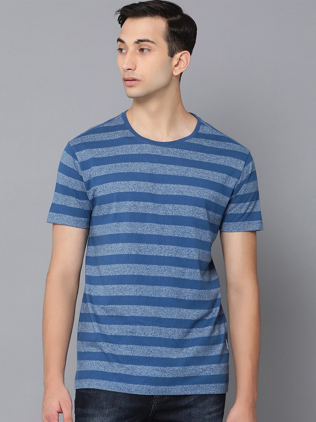 

LINDBERGH Men Blue Striped Slim Fit T-shirt