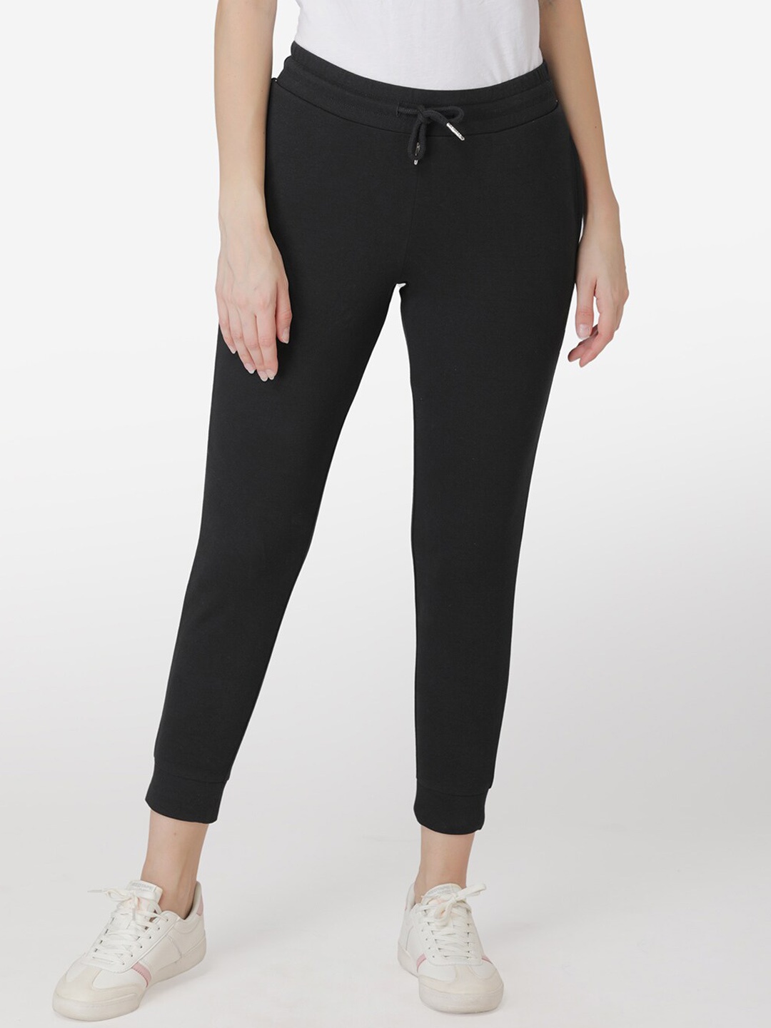 

Red Tape Women Black Solid Slim-Fit Joggers