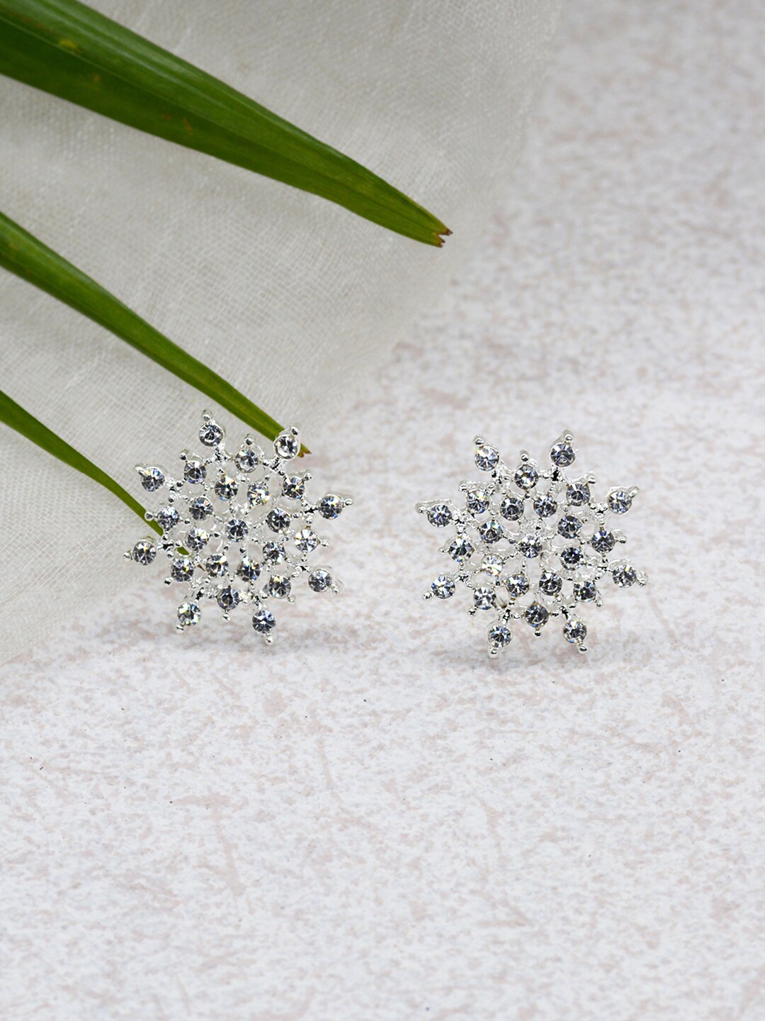 

JOKER & WITCH Silver-Toned Classic Studs Earrings