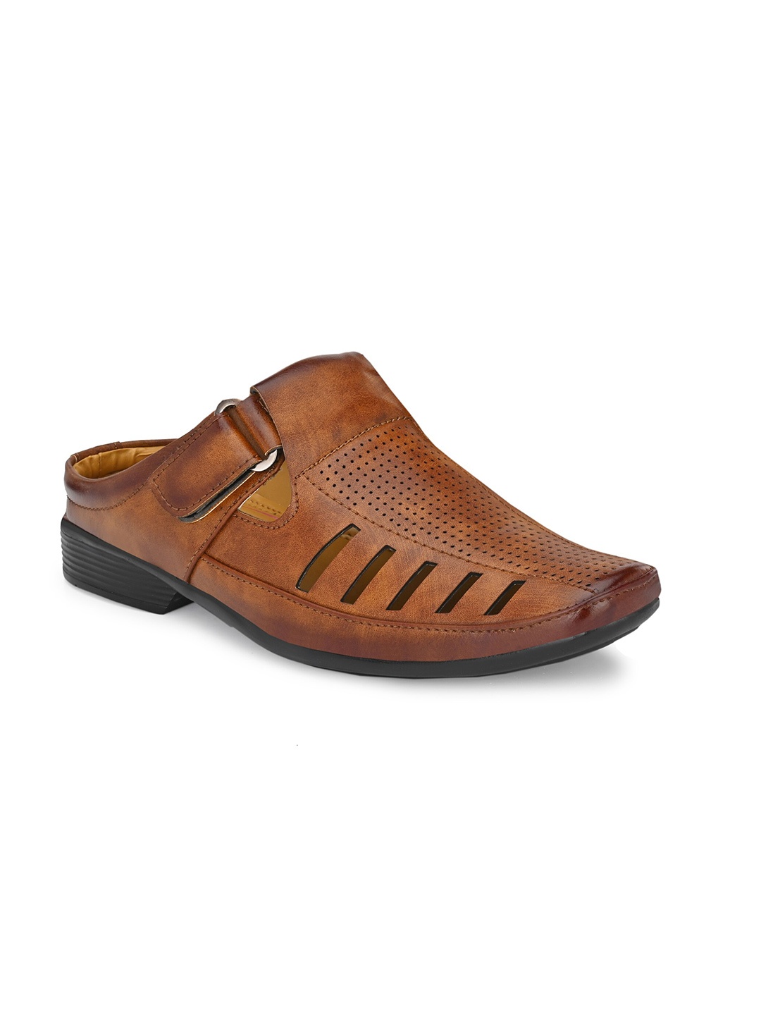 

Azzaro Black Men Tan Shoe-Style Sandals