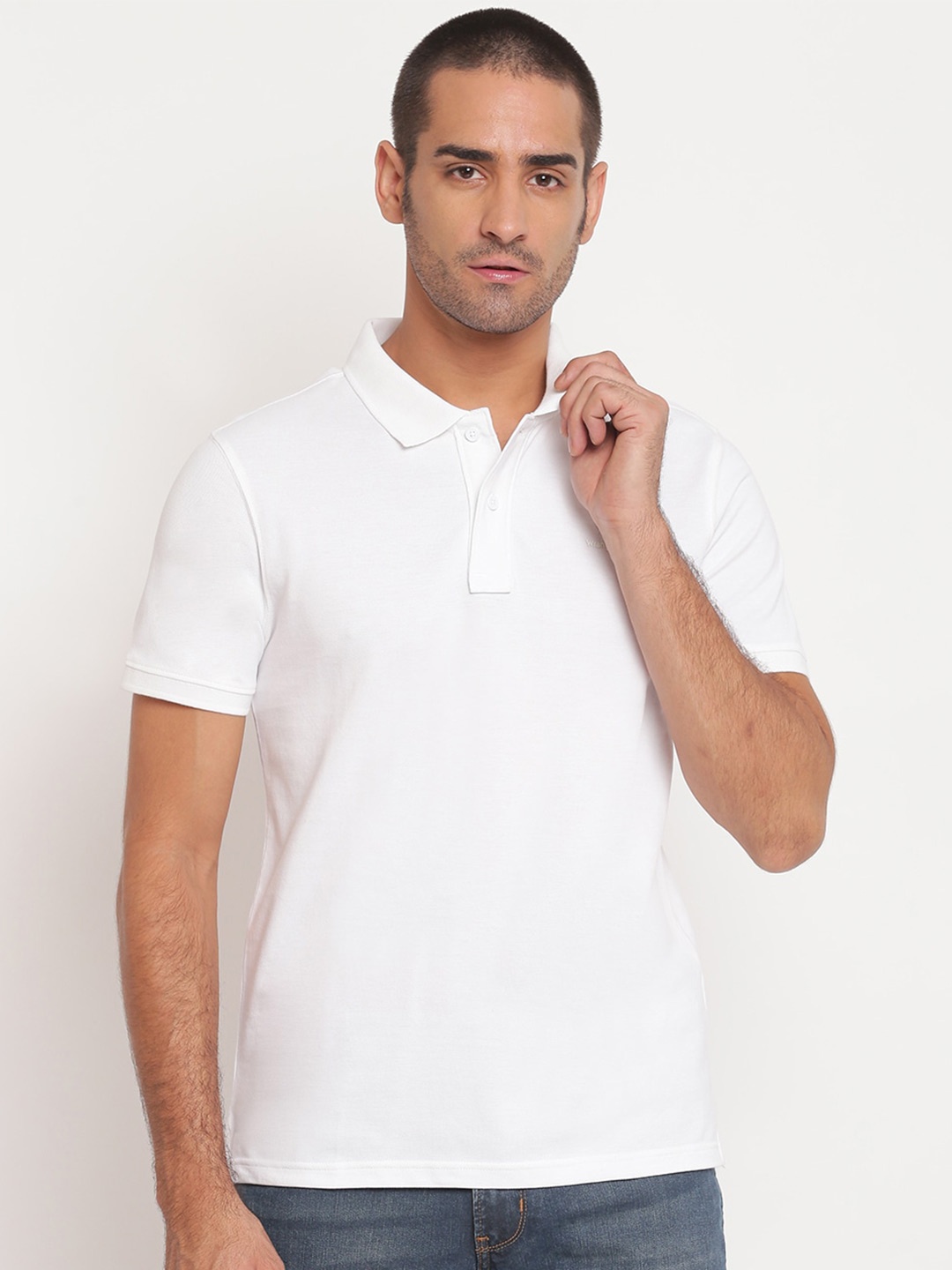

Wrangler Men White Polo Collar T-shirt