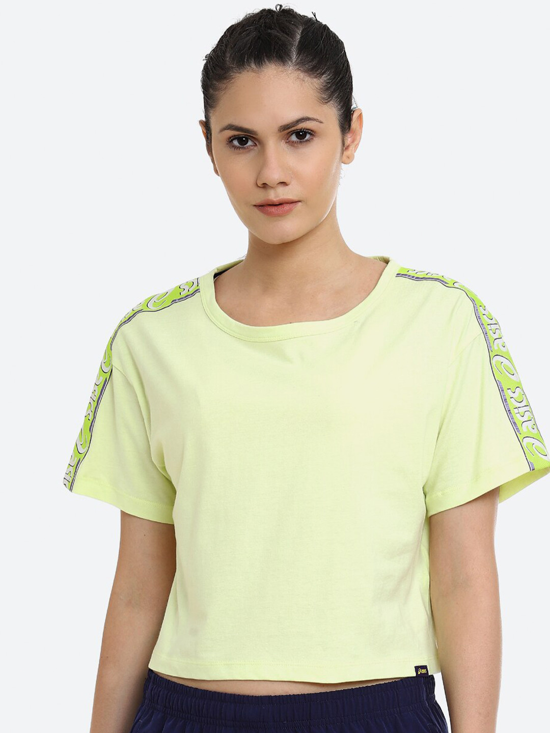 

ASICS Jsy Gpx Ss Women Yellow Extended Sleeves Raw Edge Walking T-shirt