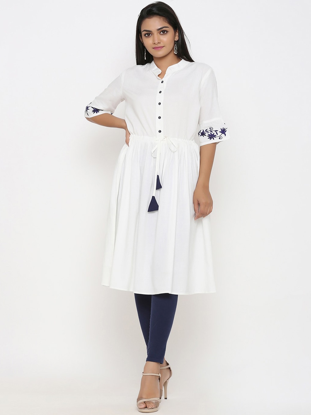 

Aprique FAB Women White Embroidered Anarkali Kurta
