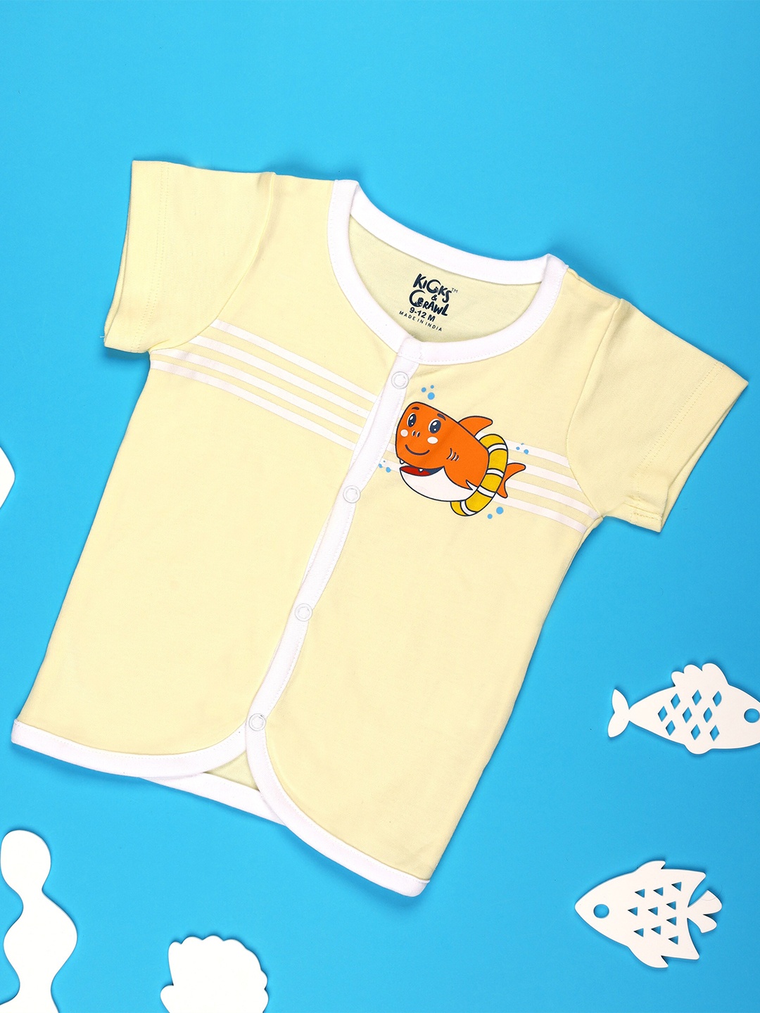 

KICKS & CRAWL Boys Yellow Printed Round Neck Shirt